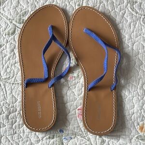 Lands' End Sandals Size 8